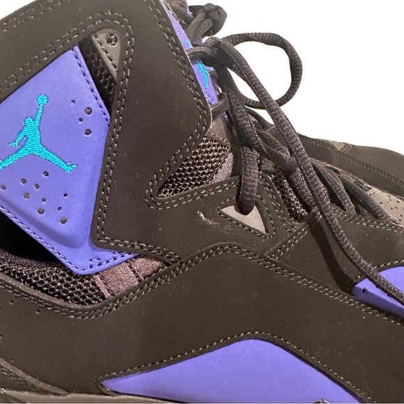 Air Jordan True Fight in Black & Blue Lagoon Leather Sneaker Shoes US 10.5 EUC - Picture 8 of 16